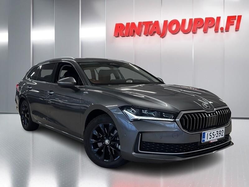 Käytetty 2024 Skoda Superb LAURIN & KLEMENT Farmari | 45 510 € - Kuva 1/4