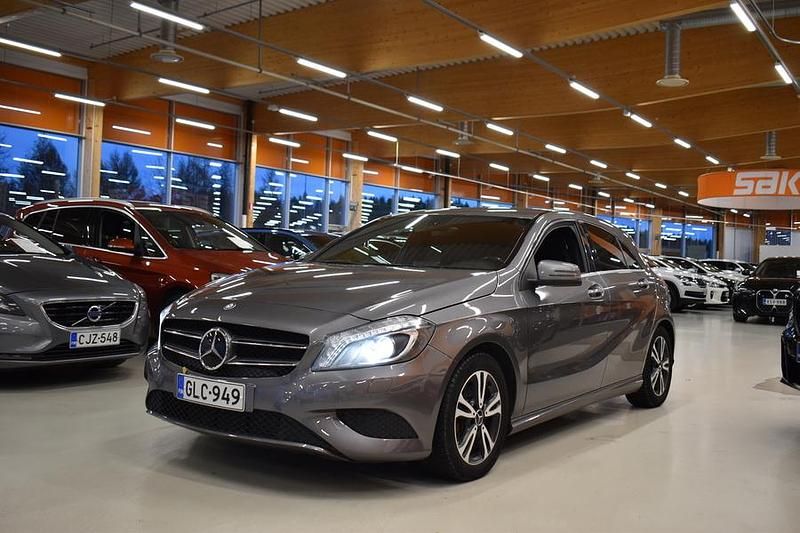 Käytetty 2014 Mercedes A200 Business Viistoperä | 12 900 € (Hyvä tarjous) - Kuva 1/4