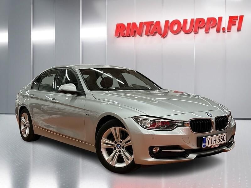Käytetty BMW 316 Sport Line 136 HP (100 kW) 2013 Sedan