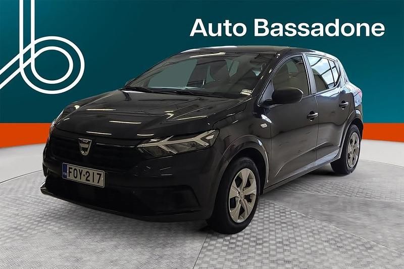 Käytetty Dacia Sandero Essentiel 91 HP (66 kW) 2022 Viistoperä