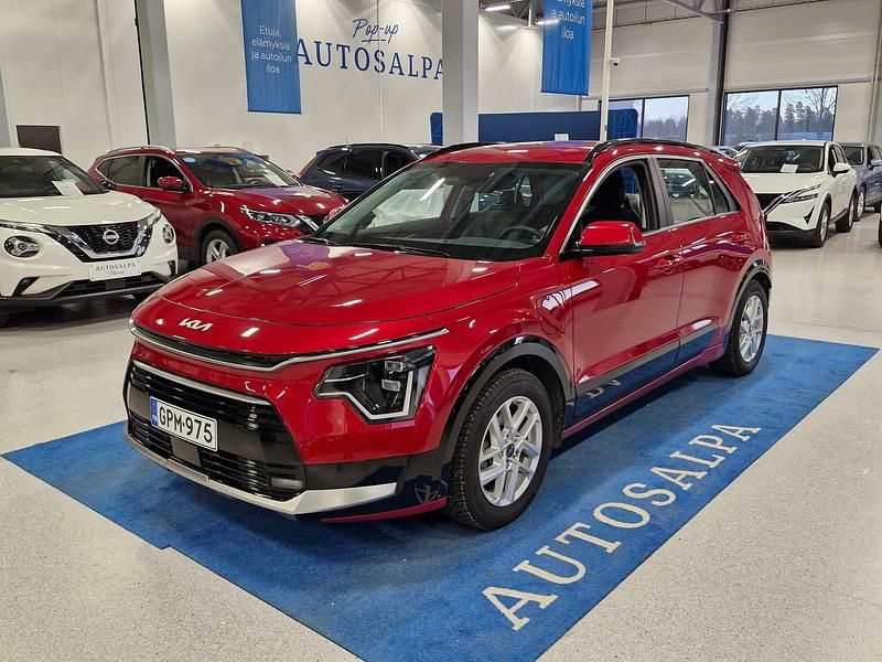 Käytetty Kia Niro EX 182 HP (133 kW) 2023 Punainen Katumaasturi