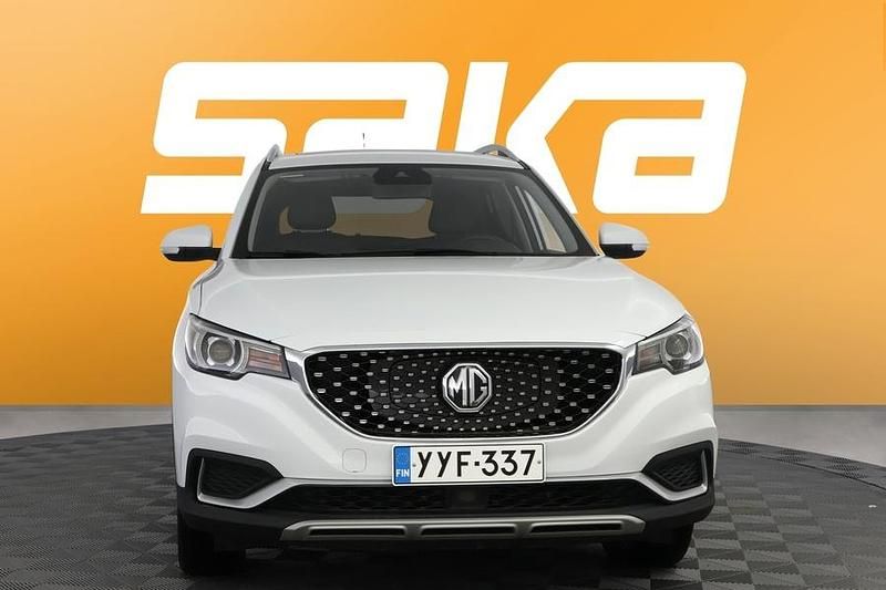 Käytetty MG ZS 105 kW (143 HP) 2021 Viistoperä