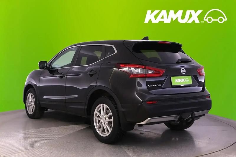 Käytetty Nissan Qashqai N-Connecta 116 HP (85 kW) 2019 Musta Katumaasturi