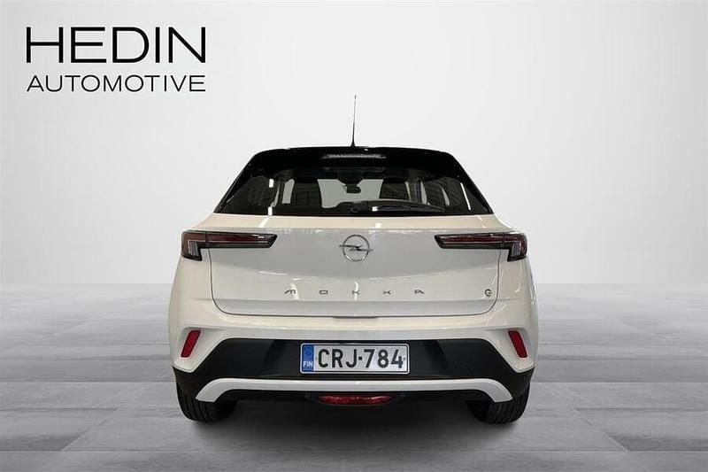 Käytetty Opel Mokka-e Comfort 100 kW (136 HP) 2025 Valkoinen Katumaasturi