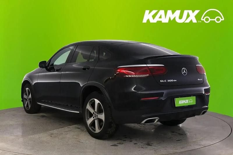 Käytetty Mercedes GLC300e Business 194 HP (142 kW) 2022 Musta Coupe - kaksiovinen