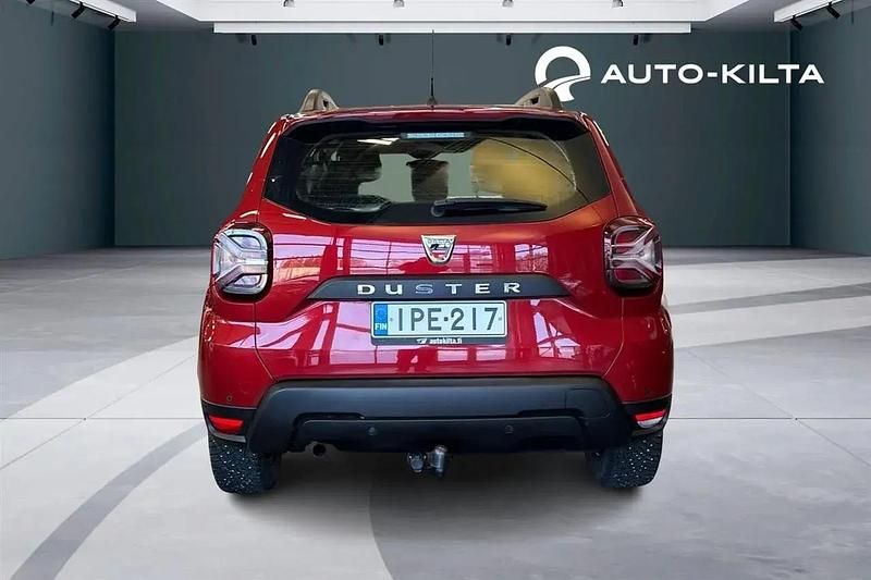 Käytetty Dacia Duster Comfort 114 HP (83 kW) 2022 Met. punainen Katumaasturi