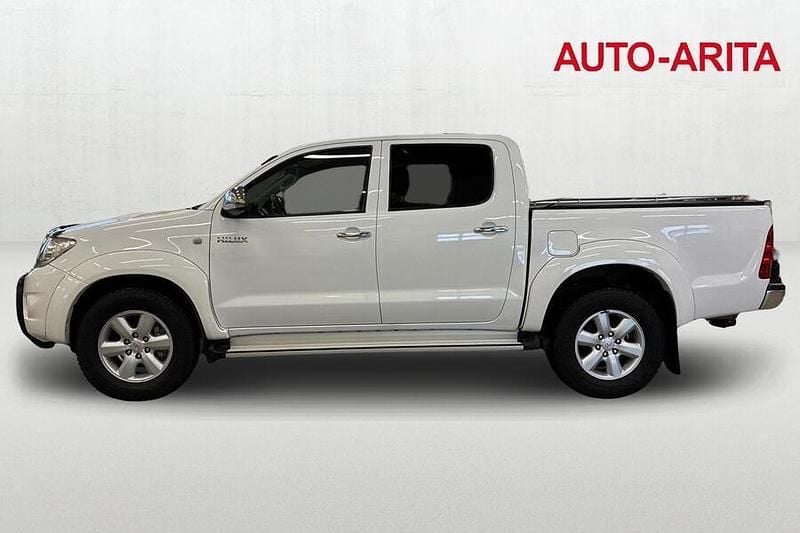 Käytetty Toyota HiLux SR 171 HP (125 kW) 2010 Valkoinen Nouto