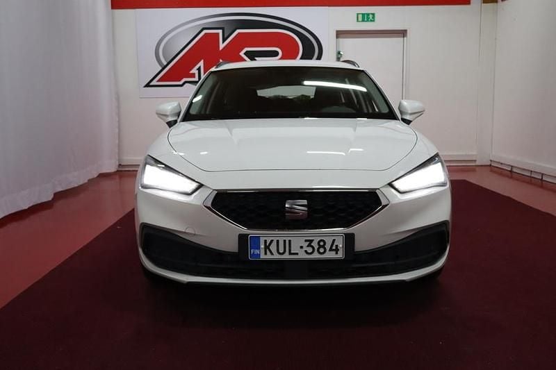 Käytetty Seat Leon Style 110 HP (80 kW) 2021 Farmari