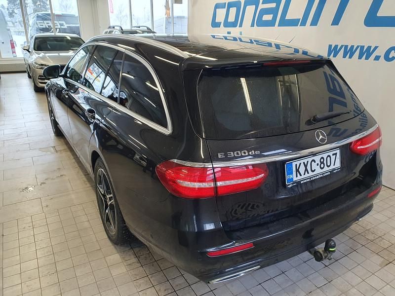 Käytetty Mercedes E300 Avantgarde 194 HP (142 kW) 2020 Farmari