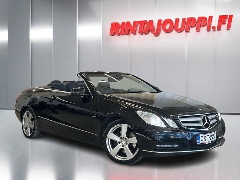 Musta Käytetty 2012 Mercedes E350 Avoauto | 19 000 € (Perustarjous) - Kuva 1/4