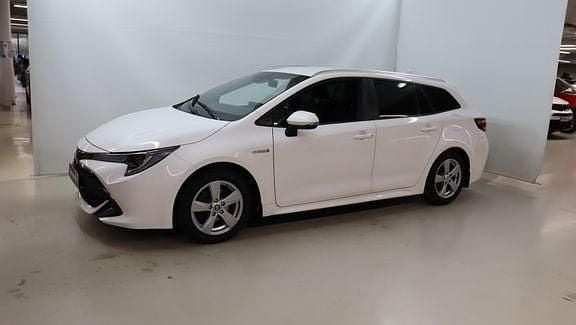 Käytetty Toyota Corolla Active 122 HP (89 kW) 2020 Valkoinen Farmari
