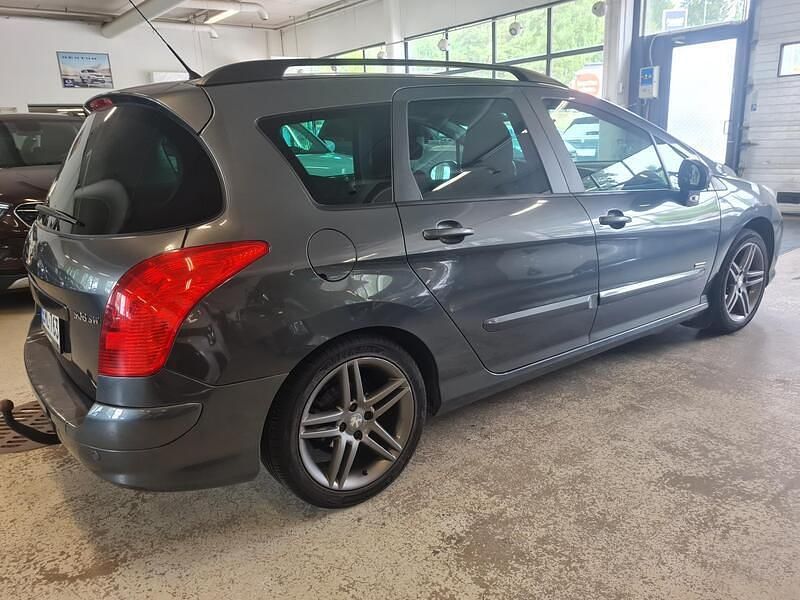 Käytetty Peugeot 308 SW Sportium 120 HP (88 kW) 2013 Harmaa Farmari