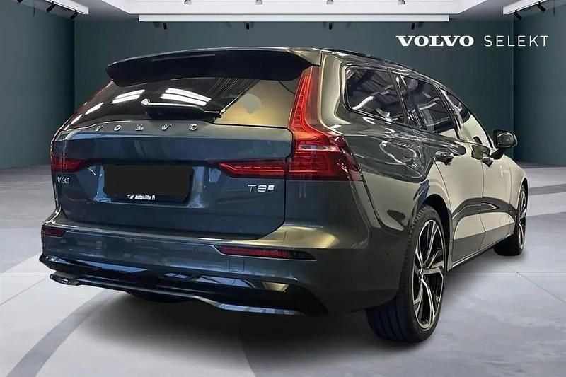 Uusi Volvo V60 Plus 2026 Vihreä Farmari