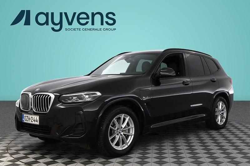 Musta Käytetty 2022 BMW X3 M Sport Katumaasturi | 41 900 € (Kallis) - Kuva 1/4