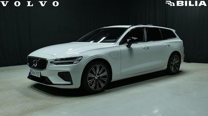 Valkoinen Käytetty 2020 Volvo V60 Business Edition Farmari | 29 600 € (Perustarjous) - Kuva 1/3