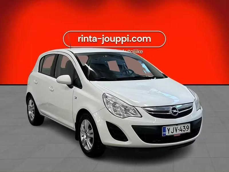 Käytetty Opel Corsa Enjoy 86 HP (63 kW) 2013 Viistoperä