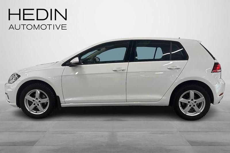 Käytetty VW Golf VII Comfortline 116 HP (85 kW) 2019 Viistoperä