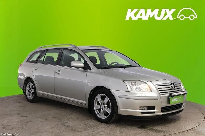 Käytetty 2004 Toyota Avensis Sol Farmari | 4 000 € (Supertarjous) - Kuva 1/3