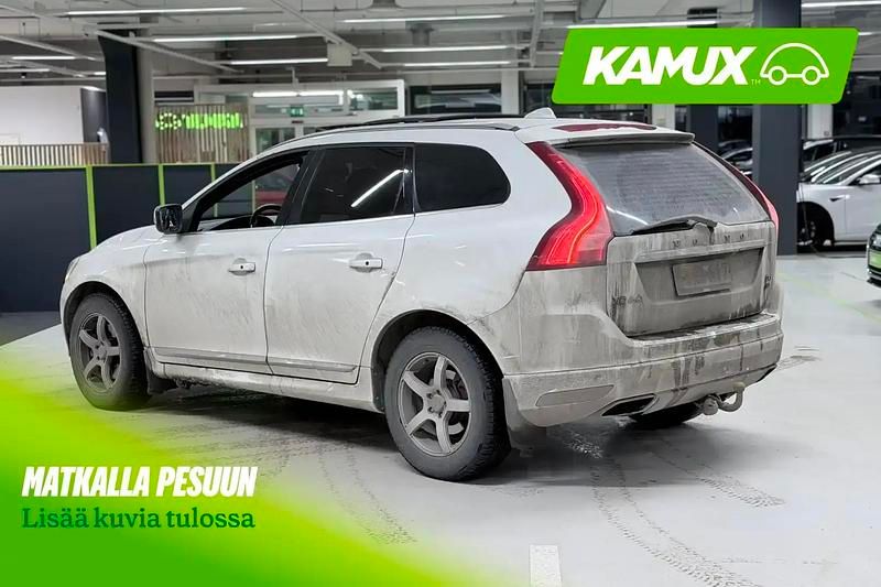 Käytetty Volvo XC60 Summum 163 HP (119 kW) 2014 Valkoinen Katumaasturi