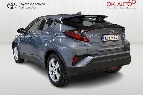 Käytetty Toyota C-HR Active 122 HP (89 kW) 2020 Hopea Katumaasturi