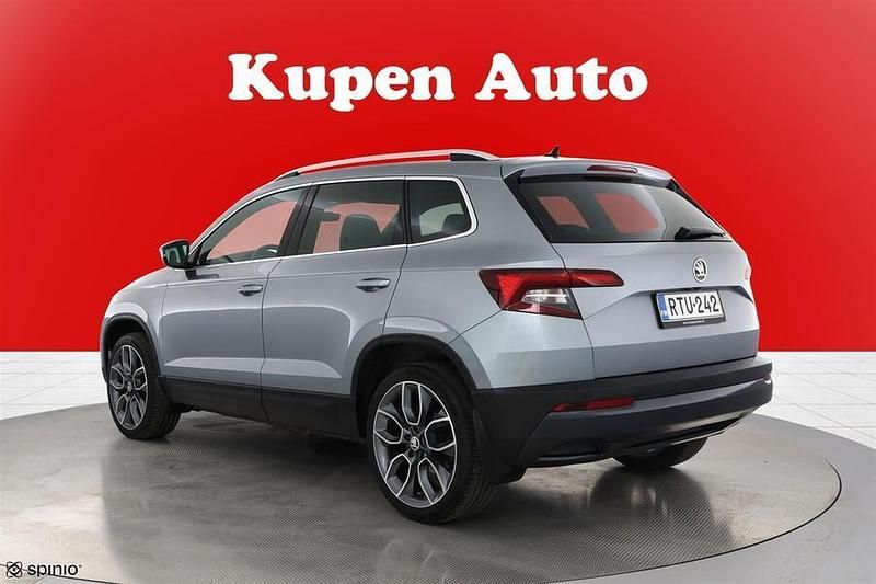 Käytetty Skoda Karoq Exclusive 150 HP (110 kW) 2019 Katumaasturi