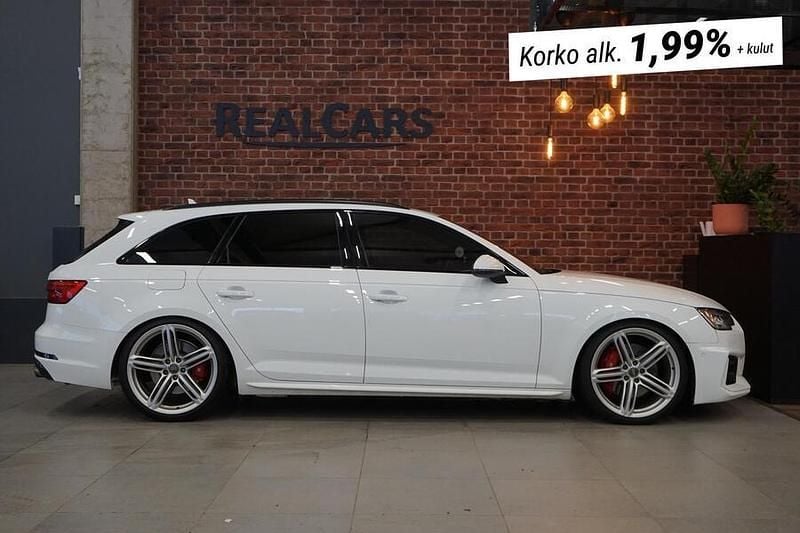 Käytetty Audi S4 354 HP (260 kW) 2017 Farmari