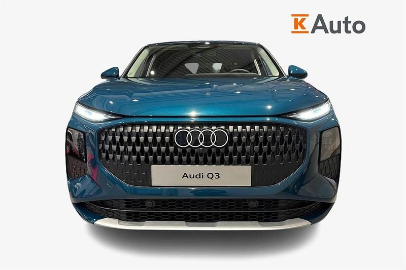 Uusi Audi Q3 Sportback Advanced 268 HP (197 kW) 2026 Met. sininen Katumaasturi