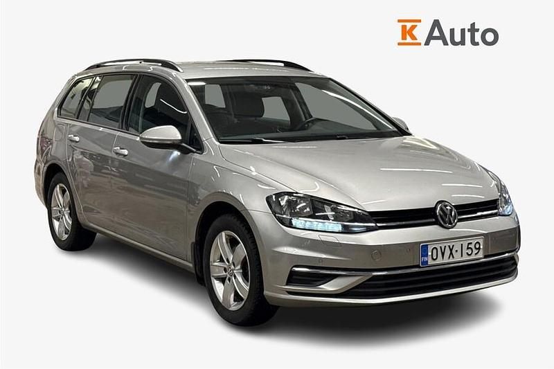 Harmaa Käytetty 2018 VW Golf VII Comfortline Farmari | 16 800 € (Perustarjous) - Kuva 1/4