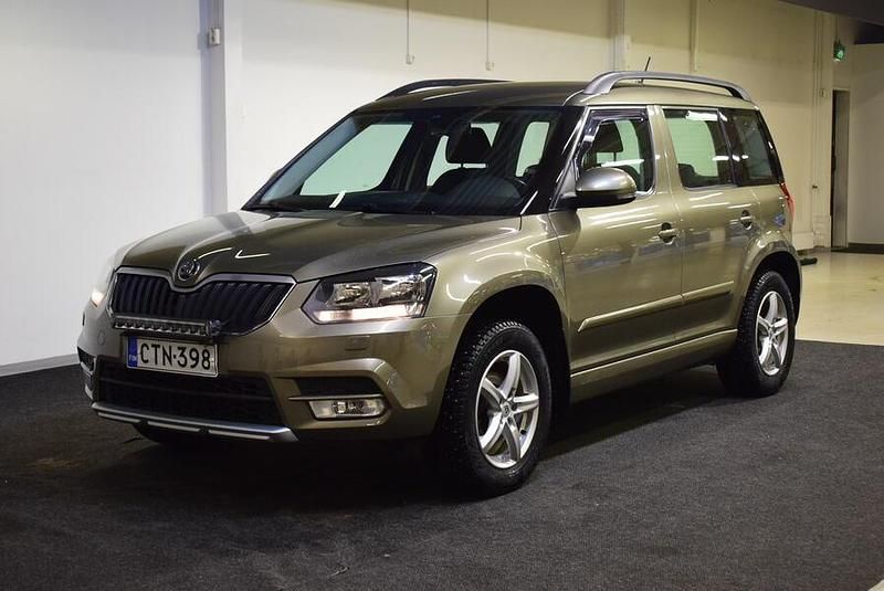 Käytetty 2015 Skoda Yeti Ambition Katumaasturi | 9 900 € (Hieman kallis) - Kuva 1/4