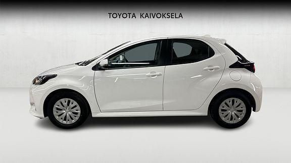 Käytetty Toyota Yaris Life 72 HP (52 kW) 2021 Valkoinen Viistoperä