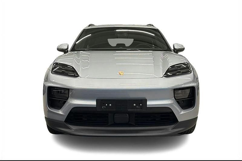 Uusi Porsche Macan 280 kW (382 HP) 2025 Harmaa Katumaasturi