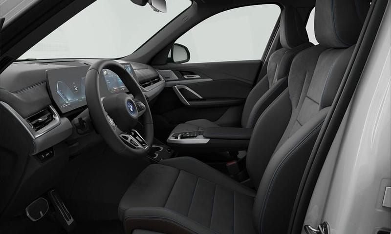 Käytetty BMW X1 M Sport 326 HP (239 kW) 2025 Valkoinen Katumaasturi