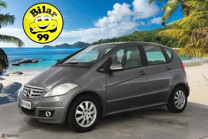 Käytetty Mercedes A160 Business 95 HP (69 kW) 2012 Tila-auto