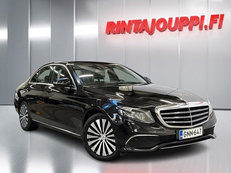 Musta Käytetty 2017 Mercedes E220 Business Farmari | 19 900 € (Perustarjous) - Kuva 1/4