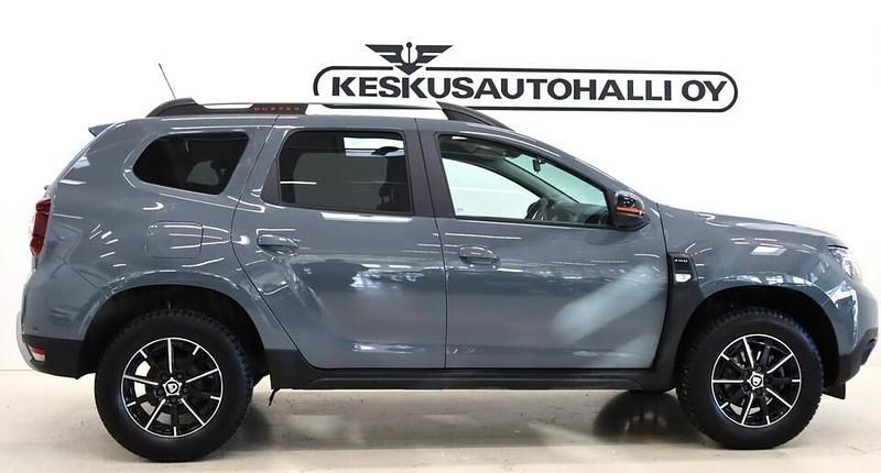 Käytetty Dacia Duster Extreme 150 HP (110 kW) 2022 Harmaa Katumaasturi
