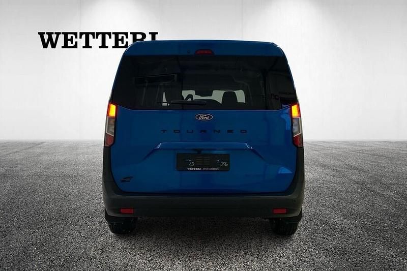 Uusi Ford Tourneo Courier Trend 100 kW (136 HP) 2025 Tila-auto