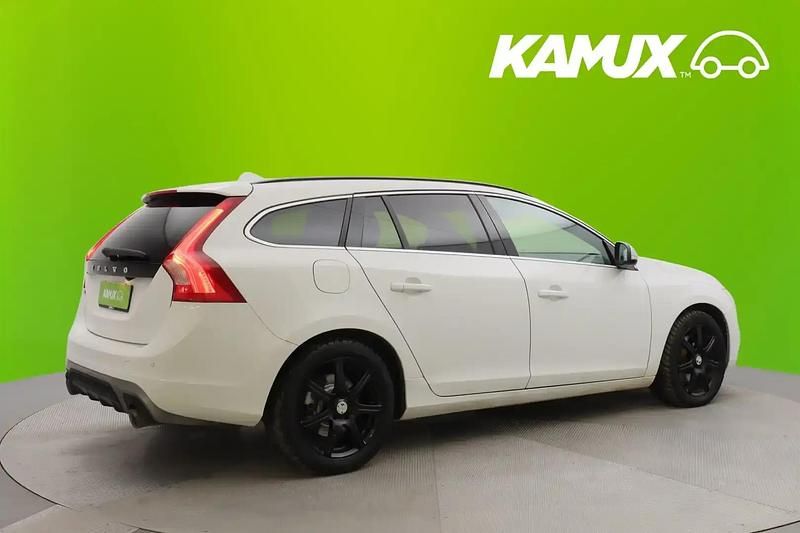 Käytetty Volvo V60 Business Edition 190 HP (139 kW) 2015 Valkoinen Farmari