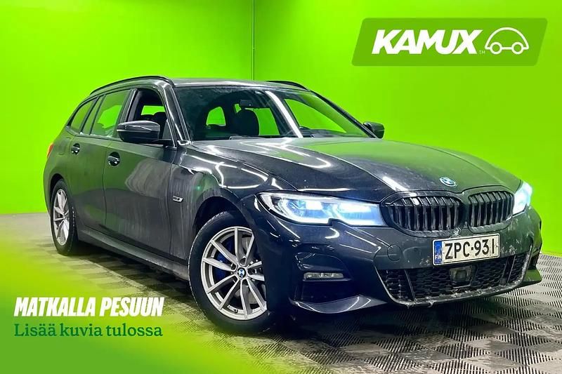 Käytetty BMW 330e M Sport 292 HP (214 kW) 2021 Musta Farmari