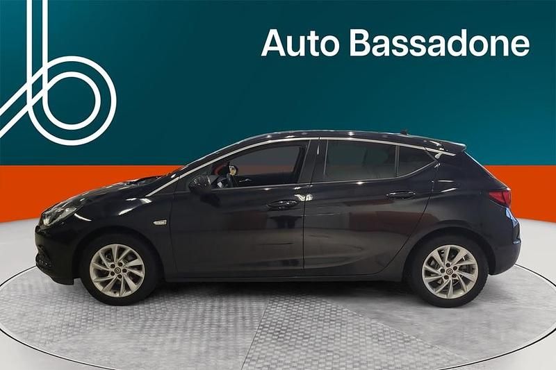 Käytetty Opel Astra Innovation 105 HP (77 kW) 2019 Viistoperä