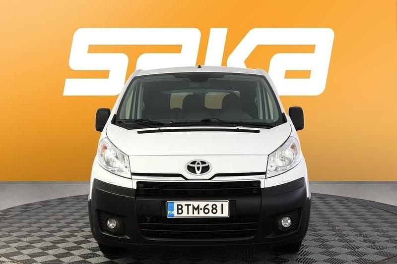 Käytetty Toyota Proace Active 163 HP (119 kW) 2016 Tila-auto