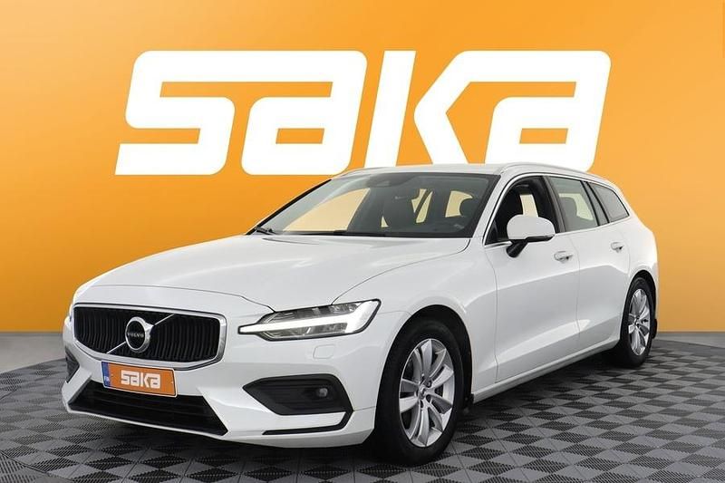 Käytetty Volvo V60 Momentum 190 HP (139 kW) 2019 Farmari