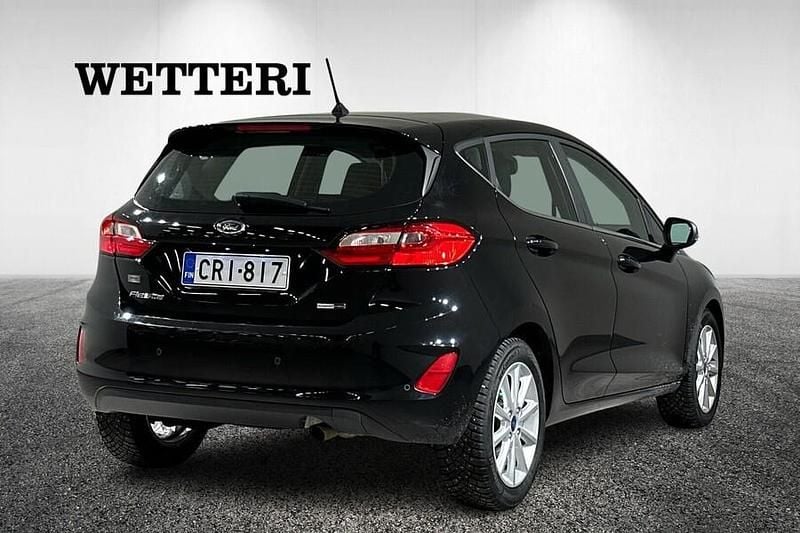 Käytetty Ford Fiesta Titanium 125 HP (91 kW) 2023 Musta Viistoperä