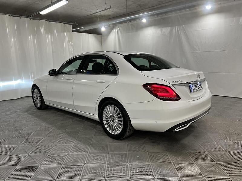 Käytetty Mercedes C180 Avantgarde 122 HP (89 kW) 2019 Sedan