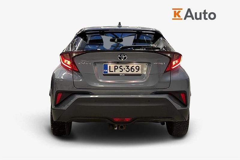 Käytetty Toyota C-HR Active 122 HP (89 kW) 2020 Harmaa Katumaasturi