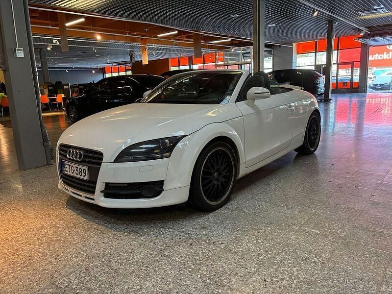 Käytetty Audi TT Roadster 200 HP (147 kW) 2009 Avoauto