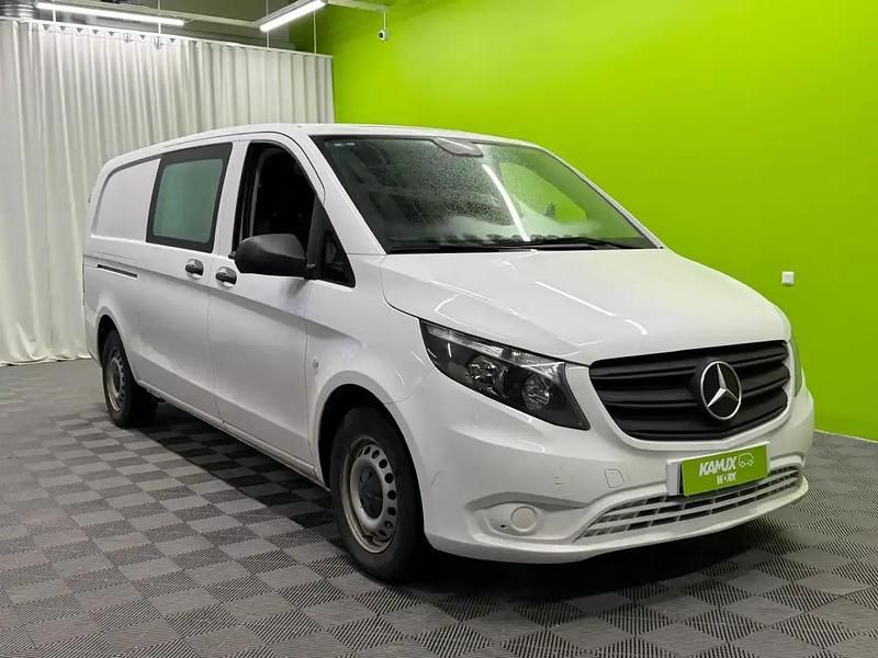 Valkoinen Käytetty 2021 Mercedes Vito Van | 17 900 € (Hyvä tarjous) - Kuva 1/4