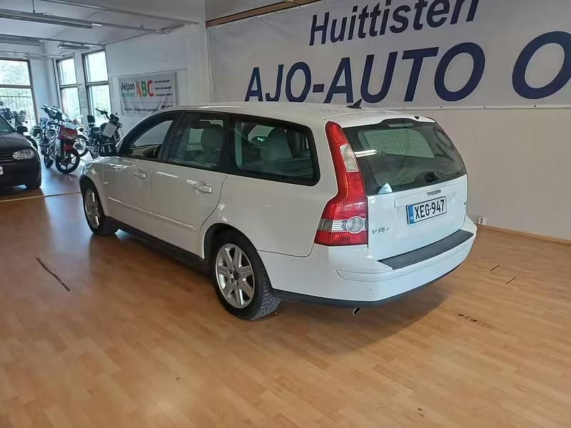 Käytetty Volvo V50 2004 Farmari
