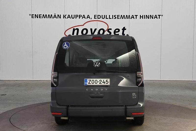 Käytetty VW Caddy 122 HP (89 kW) 2022 Harmaa Tila-auto