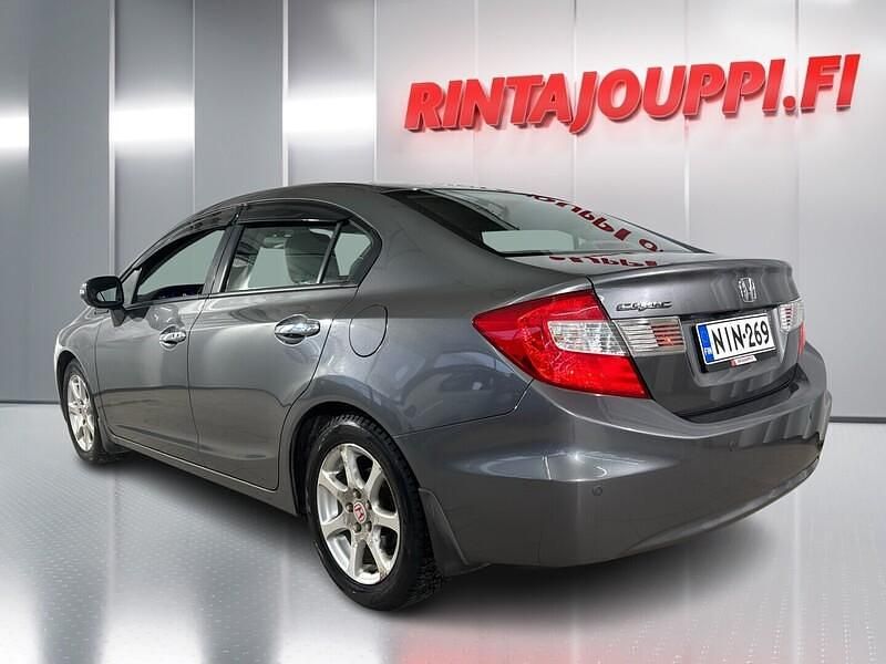 Käytetty Honda Civic Executive 141 HP (103 kW) 2012 Sedan