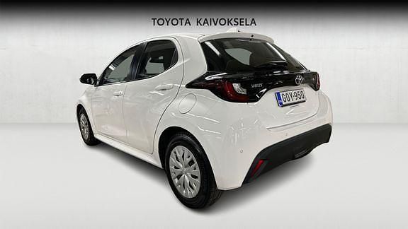 Käytetty Toyota Yaris Life 72 HP (52 kW) 2021 Valkoinen Viistoperä